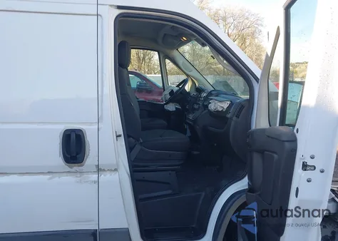 2018 Ram Promaster 2500 High Roof 159 Wb z USA, uszkodzony, nr VIN 3C6TRVDG9JE148610
